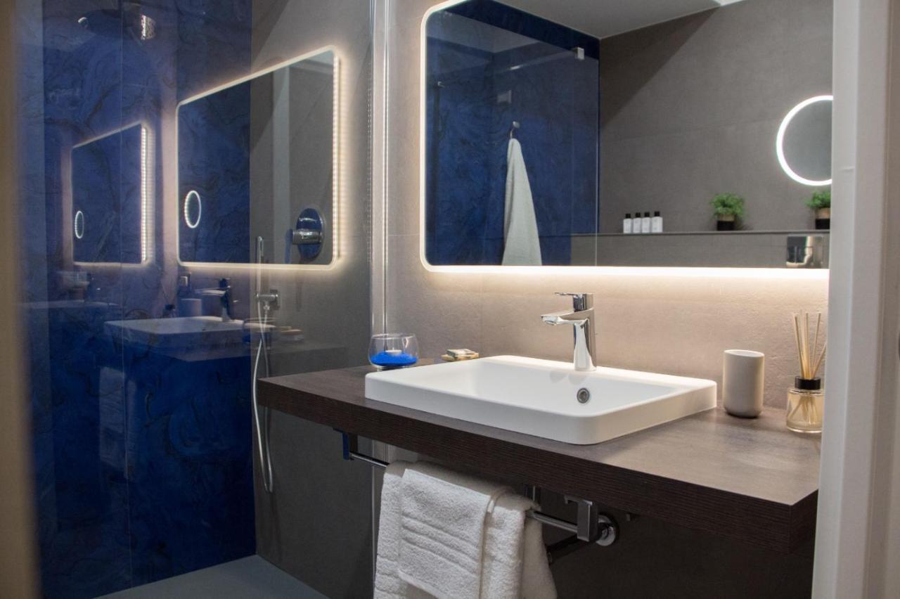 Blue Plebiscito Hotel Napoli Ngoại thất bức ảnh